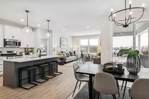 12439 Drayton Trl, Apple Valley, MN 55124 - Photo 10