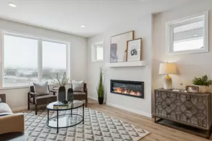 12439 Drayton Trl, Apple Valley, MN 55124 - Photo 16