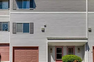 465 Dorland Ct S, Maplewood, MN 55119 - Photo 1