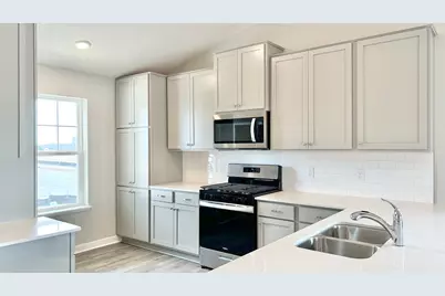 1695 Denali Drive, Shakopee, MN 55379 - Photo 1