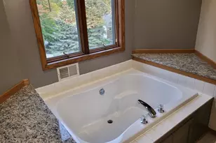 1159 Fallbrook Ln, Woodbury, MN 55125 - Photo 18