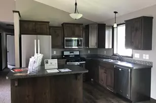 6944 376th St, North Branch, MN 55056 - Photo 2