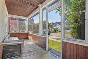 416 View St, Saint Paul, MN 55102 - Photo 2