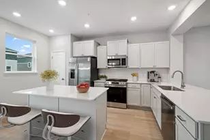 6754 Wildflower Wy, Minnetrista, MN 55331 - Photo 1