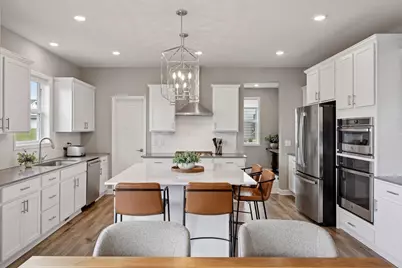 7136 Pearl Drive, Chanhassen, MN 55317 - Photo 6