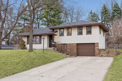 8158 83rd Street S, Cottage Grove, MN 55016 - Photo 1