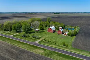 36592 840th St, Okabena, MN 56161 - Photo 1