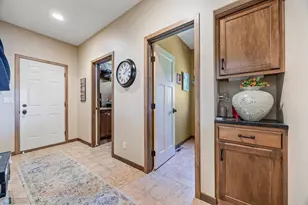 6048 27th St S, Fargo, ND 58104 - Photo 24