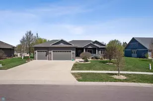 6048 27th St S, Fargo, ND 58104 - Photo 40
