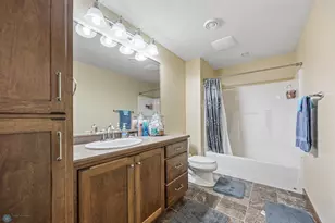 6048 27th St S, Fargo, ND 58104 - Photo 34