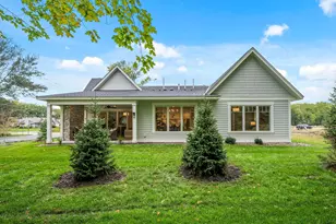25465 Park Ln, Excelsior, MN 55331 - Photo 2