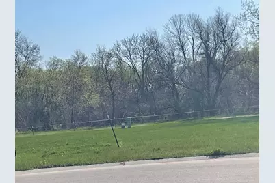 210 19th Street Circle NE, Barnesville, MN 56514 - Photo 2