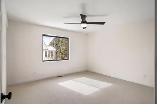 2140 Arkwright St, Maplewood, MN 55117 - Photo 10