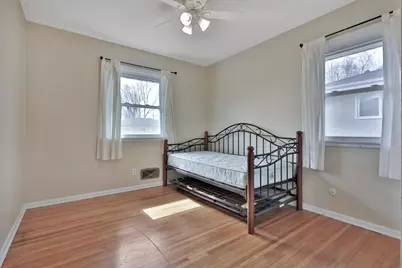 2121 Mapleview Avenue, Maplewood, MN 55109 - Photo 14