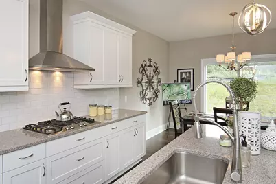 19587 Hammock Avenue, Lakeville, MN 55044 - Photo 4