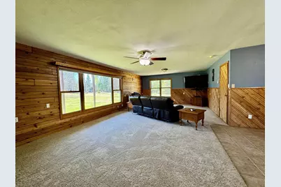 55715 State Highway 11, Warroad, MN 56763 - Photo 14