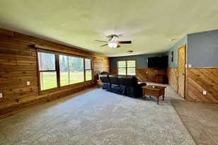 55715 State Hwy 11, Warroad, MN 56763 - Photo 14