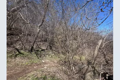 1010 W 2nd Street, Duluth, MN 55805 - Photo 2