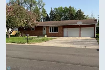 269 Crescent Drive, Breckenridge, MN 56520 - Photo 1