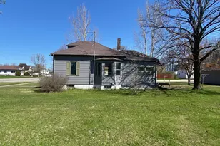 402 S Main St, Mahnomen, MN 56557 - Photo 20