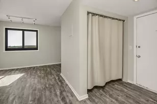 26 10th Street W, Saint Paul, MN 55102 - Photo 22