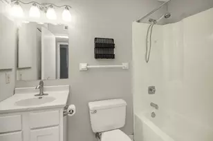 26 10th Street W, Saint Paul, MN 55102 - Photo 28