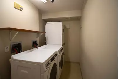 26 10th Street W #1701, Saint Paul, MN 55102 - Photo 32