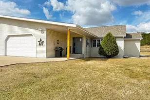 197 Jefferson St, Buhl, MN 55713 - Photo 26