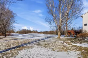 5135 Country Cir, Loretto, MN 55357 - Photo 4