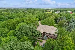 10420 Bluff Cir, Chaska, MN 55318 - Photo 6