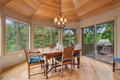 10420 Bluff Circle, Chaska, MN 55318 - Photo 10