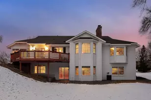 16865 Terrey Pine Dr, Eden Prairie, MN 55347 - Photo 4