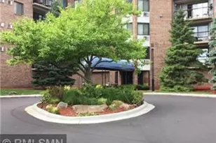 2601 Kenzie Terrace, Saint Anthony, MN 55418 - Photo 1