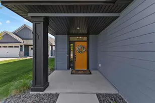 1060 109th CT NE, Blaine, MN 55434 - Photo 2