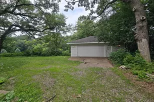 5740 Golden Valley Rd, Golden Valley, MN 55422 - Photo 20