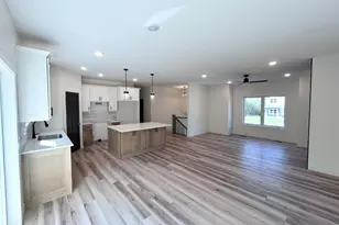 14 Tyrol Dr SE, Rochester, MN 55904 - Photo 6