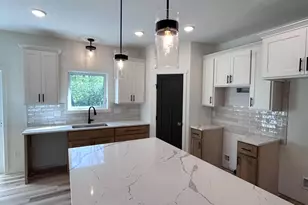 14 Tyrol Dr SE, Rochester, MN 55904 - Photo 8