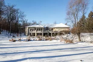 1989 Dwight Ln, Minnetonka, MN 55305 - Photo 6