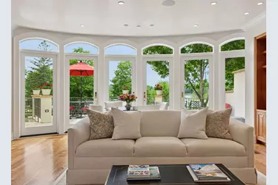 2683 E Lake Of The Isles Parkway, Minneapolis, MN 55408 - Photo 10