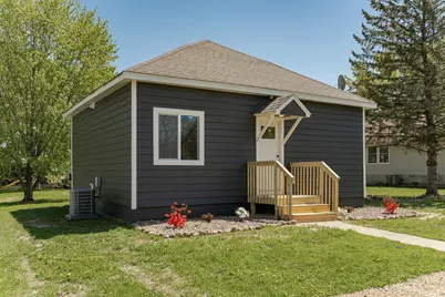 636 3rd Avenue NE, Mazeppa, MN 55956 - Photo 1