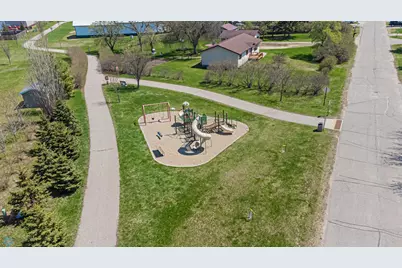 702 10th Street NW, Frazee, MN 56544 - Photo 4