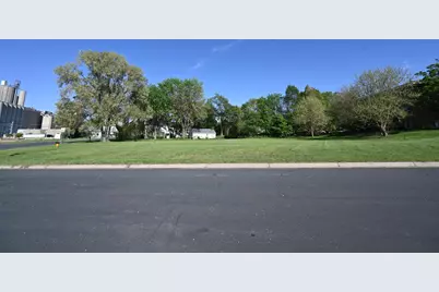 Xxx W 3rd Ave, Shakopee, MN 55379 - Photo 4