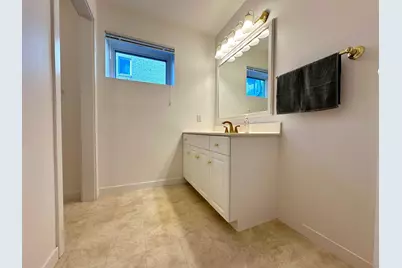 1976 Bay Street, Worthington, MN 56187 - Photo 46