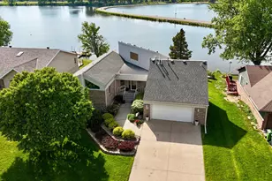 1976 Bay St, Worthington, MN 56187 - Photo 2