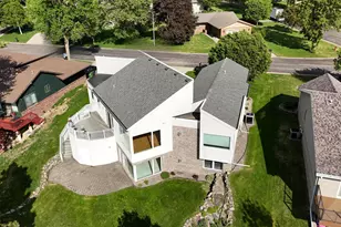 1976 Bay St, Worthington, MN 56187 - Photo 6