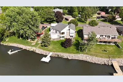 1976 Bay Street, Worthington, MN 56187 - Photo 2