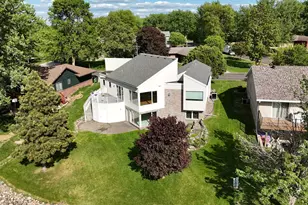 1976 Bay St, Worthington, MN 56187 - Photo 8