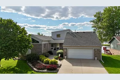 1976 Bay Street, Worthington, MN 56187 - Photo 1