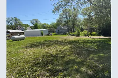 408 N Jefferson Street, Minneota, MN 56264 - Photo 6