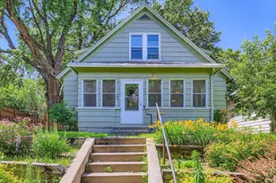 979 Livingston Ave, West Saint Paul, MN 55118 - Photo 1